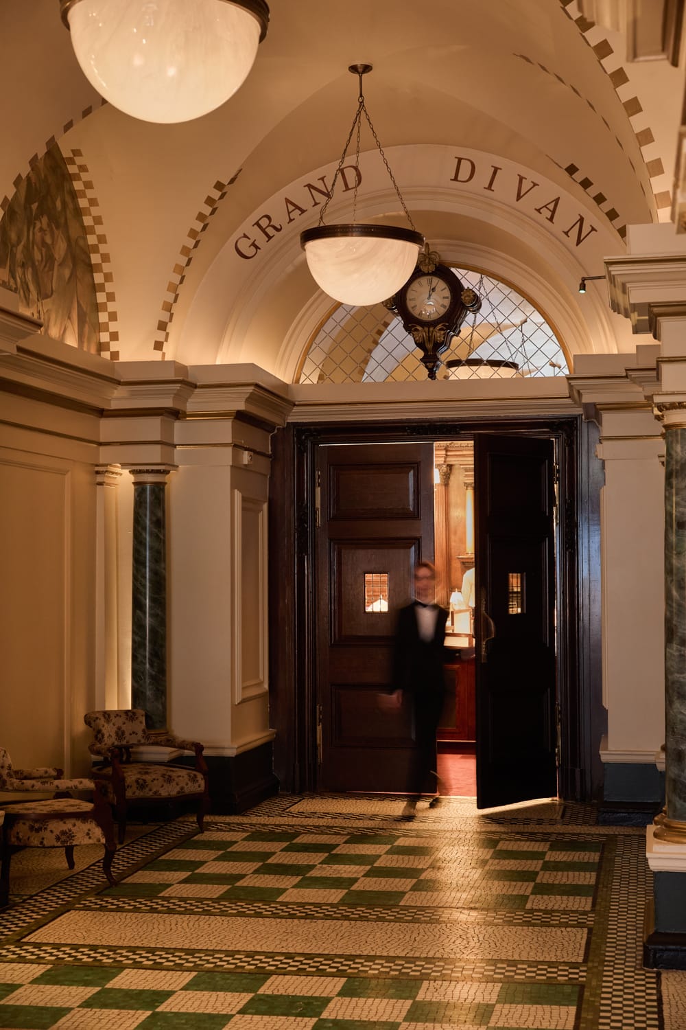 Entrance to Grand Divan London within Simpson's in the Strand